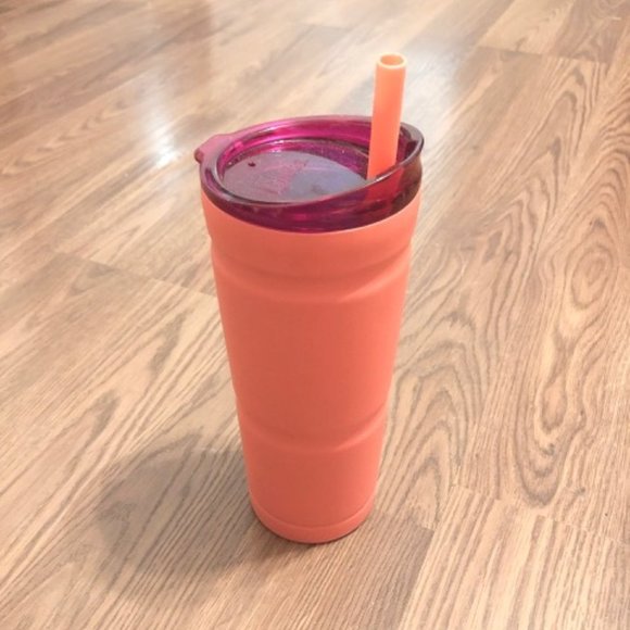 FREE 💕 Tumbler/ Reusable Bubble Tea Cup (FREE WITH 2 OR MORE PURCHASE) - Picture 2 of 4